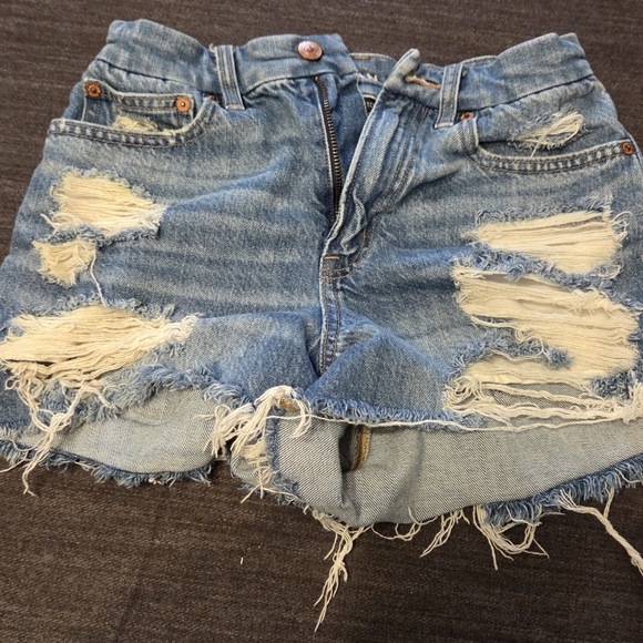 American Eagle Denim Shorts SZ 2 Curvy 90s Boyfriend Jean Distressed Stretch - Picture 3 of 7
